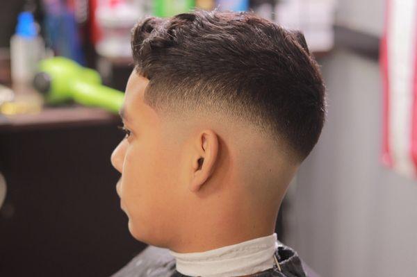 Skin fade and crop top haircut