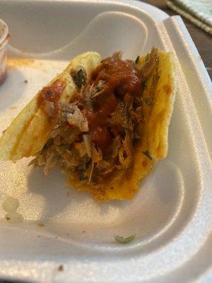 Taco de carnitas.