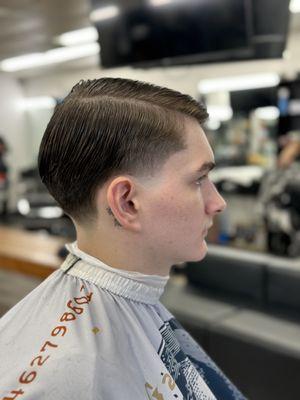 Gentlemen Cut with skin taper