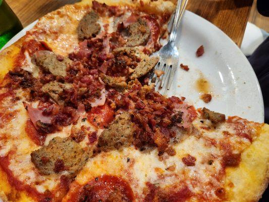 Meat eater pizza