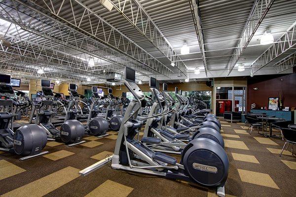 Wisconsin Athletic Club Greenfield - Fitness Floor