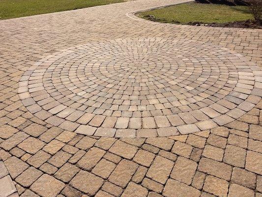 Circle kit upgrade for hammered paver driveway