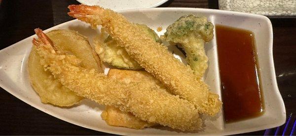 Shrimp and veggie tempura