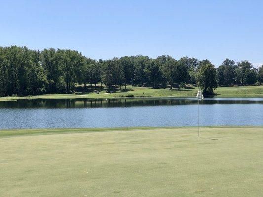 3rd green facing the tee box