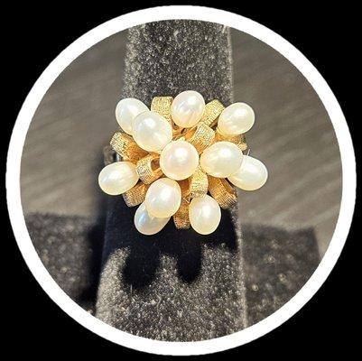 10k Trubrite Pearl Cluster Ring.