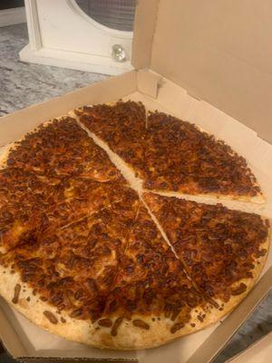 Burnt cardboard  pizza Yuk...So bad.