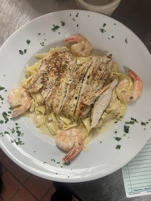 Shrimp & Chicken Alfredo