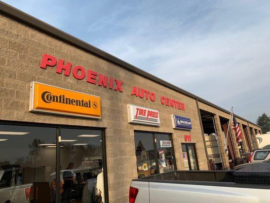 Phoenix Auto Center Tire Pros