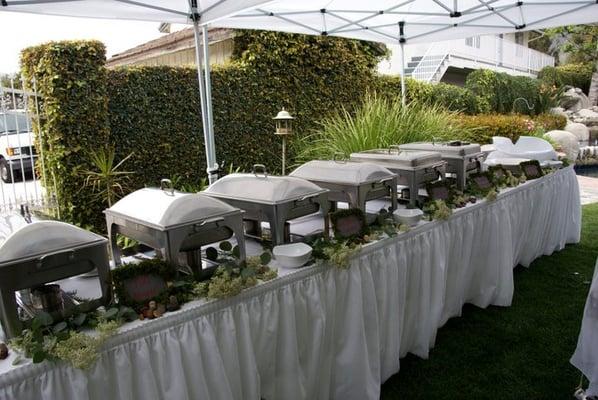 We carry a variety of Chaffing dishes to accent your event