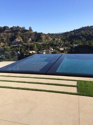 Infinity pool and spa