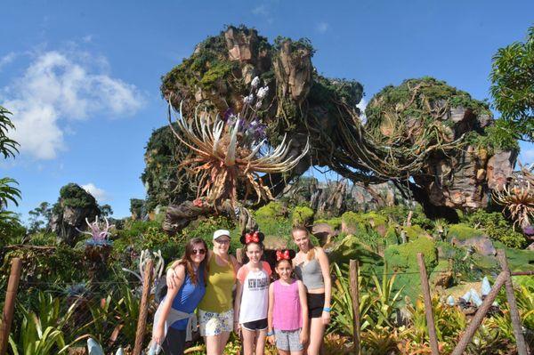 Sydney exploring the alien planet of Pandora with some lovely ladies.