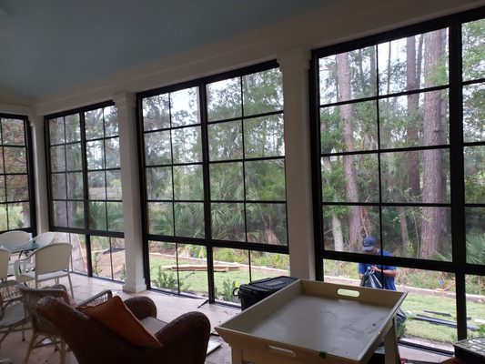 Low Country Sun Room y Screens LLC VINYL WINDOWS