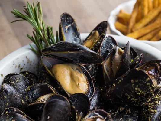 Tuesday night: All you can eat mussels