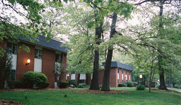 Bristol Oaks Apartments