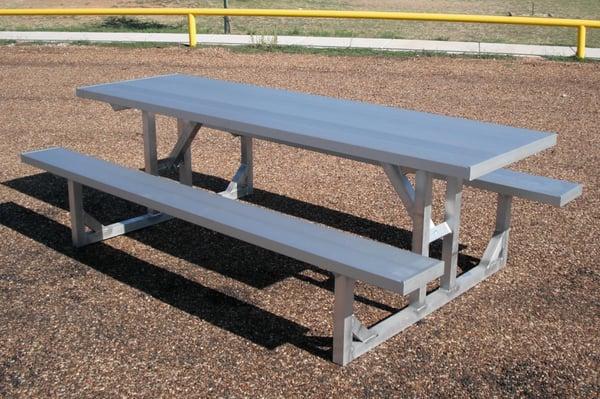 Standard aluminum picnic table