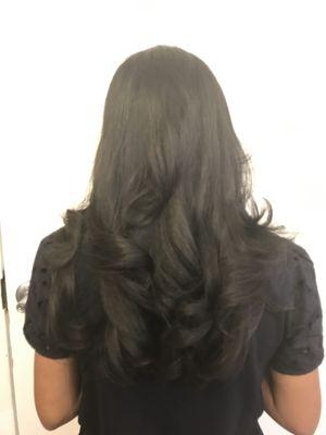 Blowout with curls. Brush and hair dryer only.