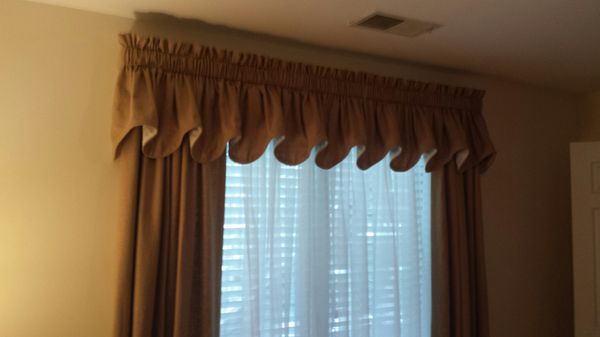 Cambridge valance with side panels and sheers