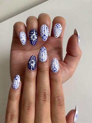 Nails design