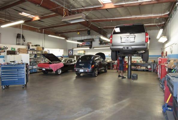 Kerber Automotive repair bay