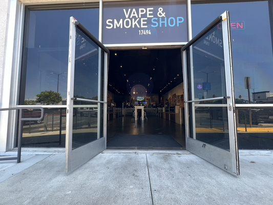 Welcome to Cloudscape Smoke & Vape! Step inside and explore The South Bay's largest selection of vape and smoke products.