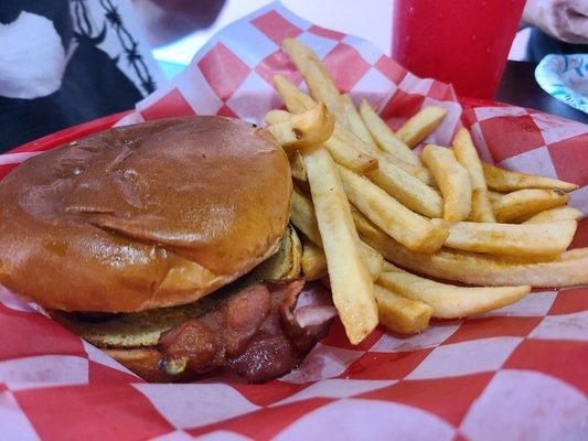 Double cheeseburger add bacon