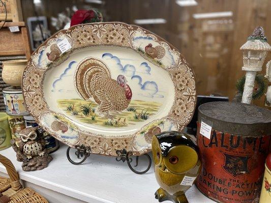 Treasures A-Z Antiques & Appraisals