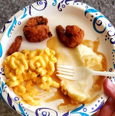 Shrimp, mac & cheese, and mashed potatoes.