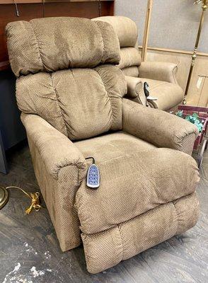 Powered LaZBoy Recliner