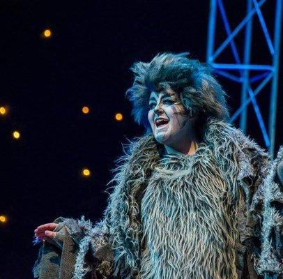 Kels Rezmer performs as Old Deuteronomy in Circle Theatre's 2016 production of "Cats".