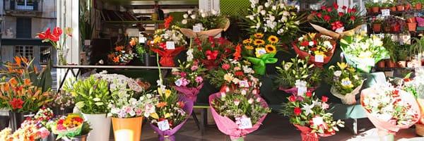 Dezigning 4 U Flowers & Gifts