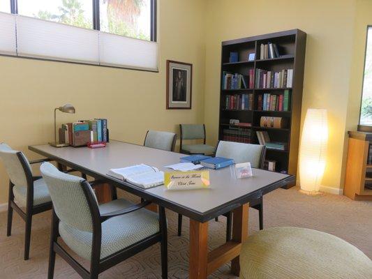 Study table for reading the Bible Lesson and doing research in the Christian Science Reading Room in Palm Springs, CA.