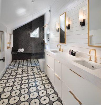 Third-story home addition bathroom in Georgetown, Washington, DC