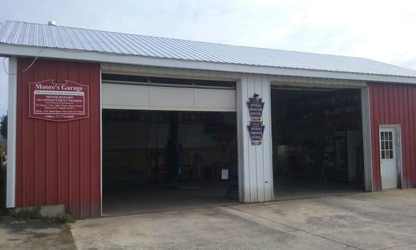 Moore's Garage