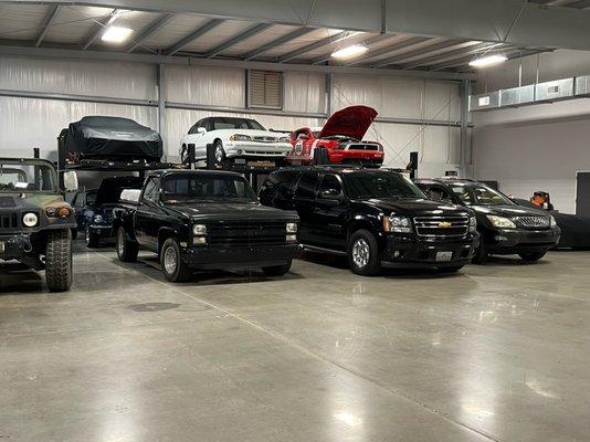 *Indoor vehicle storage  $200 Monthly
*Outdoor Vehicle storage $75 (less then 20′)
*Outdoor $125 - (40′ or less)