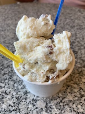 Butter pecan gelato