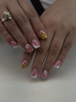 Shortly nails