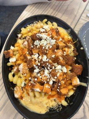 Buffalo Chicken Mac and Cheese