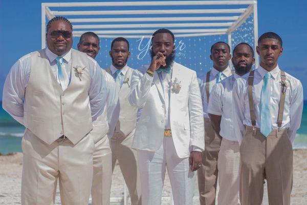 Groom & GroomsMen
 Cancun, Mx