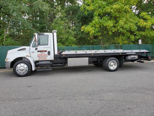 Flatbed towing & Wheel lift wreckers- service is are Duty