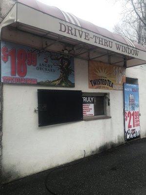 177 liquor has a drive-thru