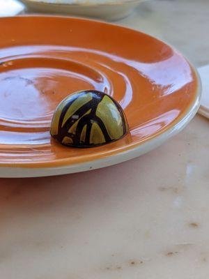 Pistachio bonbon