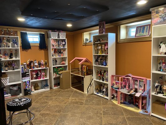 Basement organization after.