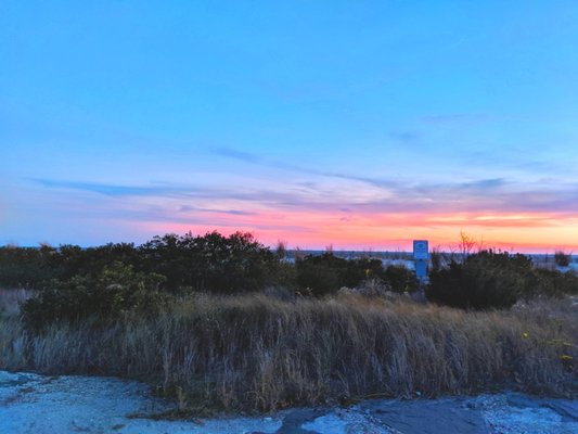 Cape May Promenade -- metered parking along Beach Ave, beside the promenade