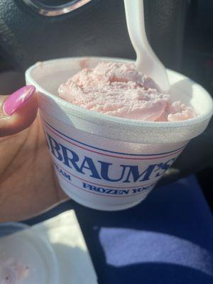 Strawberry ice cream