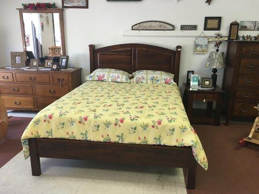 Bedroom Furniture, Willowick, OH 44095