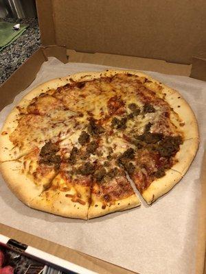 Large pizza with 1/2 sausage