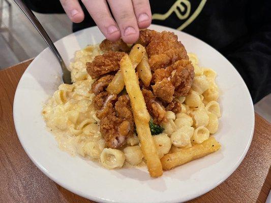 Mac and cheese with 3 toppings (chicken tenders, fries, broccoli)