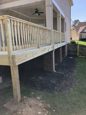 360 square foot deck railing