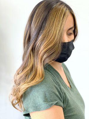 Balayage with money piece.