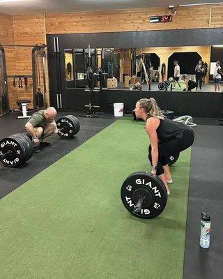 At the beginning of each year, owner Robbie helps members set their 1 rep max. This day we were working on deadlifts.